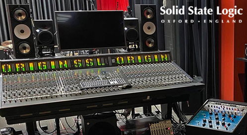 canadore大學(xué)其錄音工程 音樂制作課程選用solid state logic origin為學(xué)生提供模擬調(diào)音臺體驗