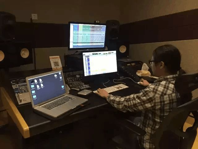 胡同里的錄音棚,一家每個人夢想中的音樂工作室